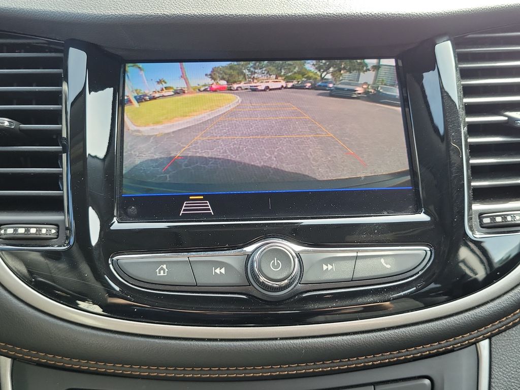 2020 Chevrolet Trax LT - Photo 24
