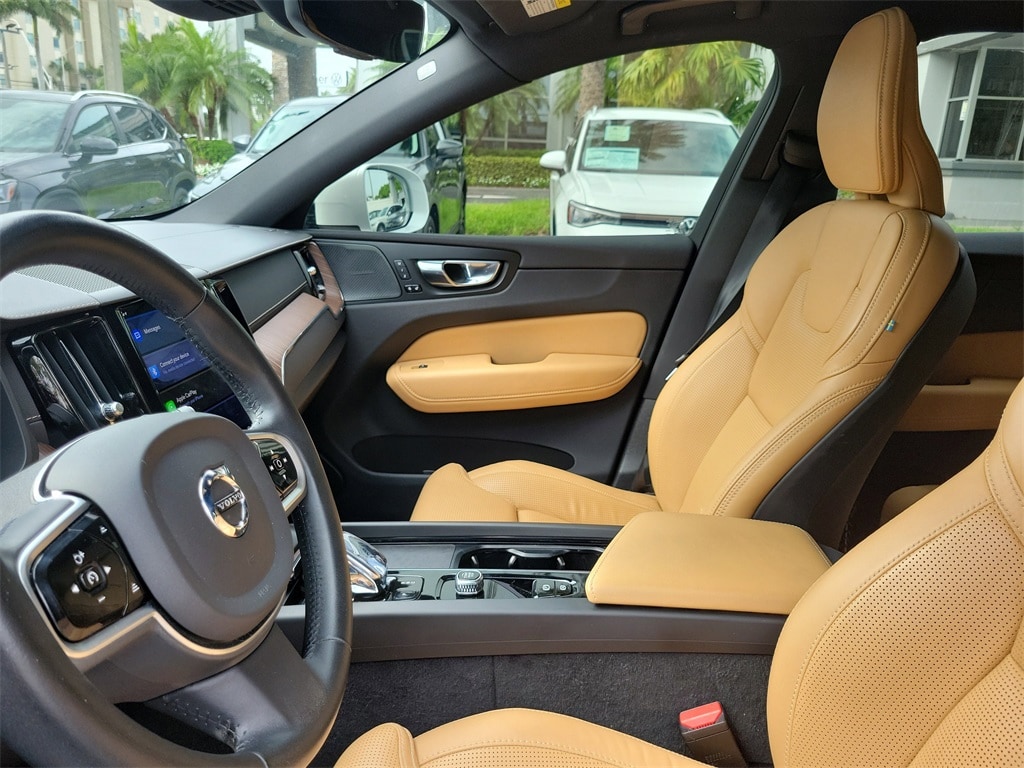 2022 Volvo XC60 Inscription - Photo 18