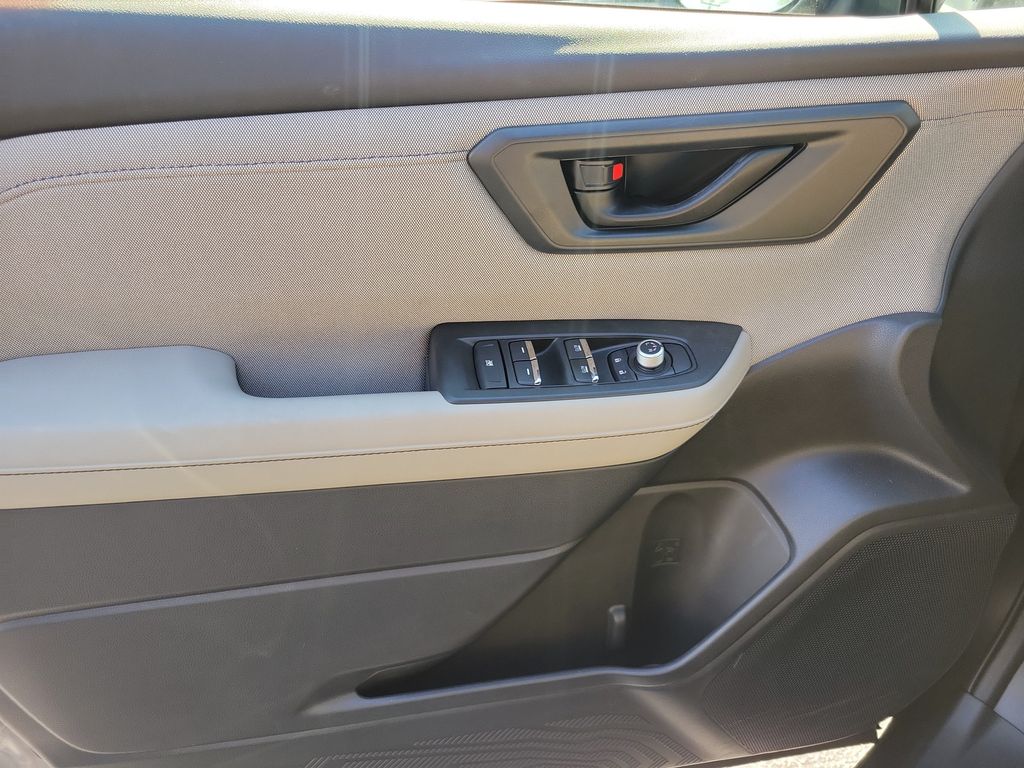 2025 Subaru Forester Premium - Photo 15