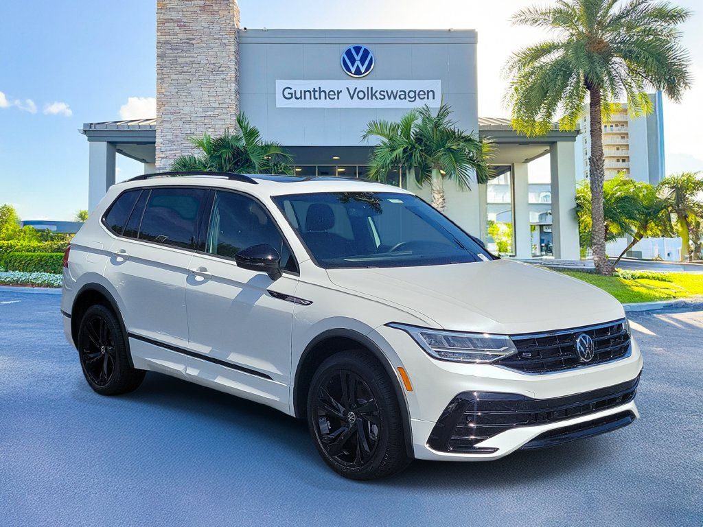 Certified 2023 Volkswagen Tiguan 2.0T SE R-Line Black SUV