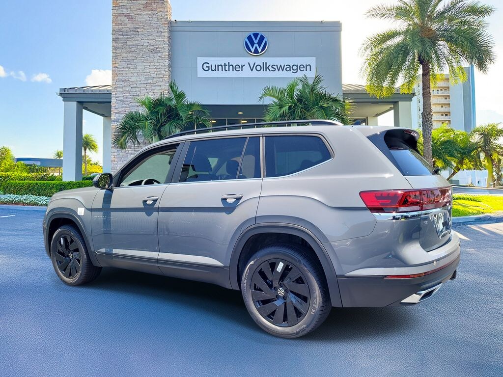 New 2026 Volkswagen Atlas 2.0T SE w/Technology SUV
