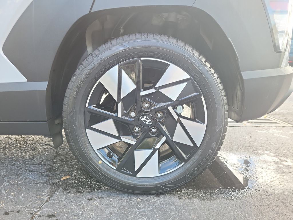 2024 Hyundai Kona SEL - Photo 6