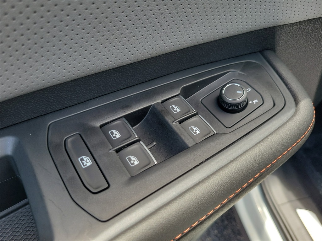 2025 Volkswagen Atlas Atlas Peak Edition - Photo 17