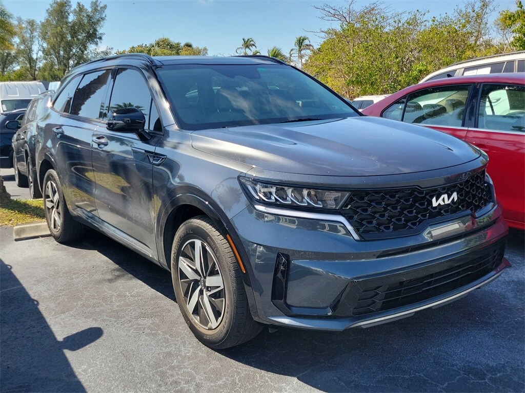 Used 2023 Kia Sorento S SUV