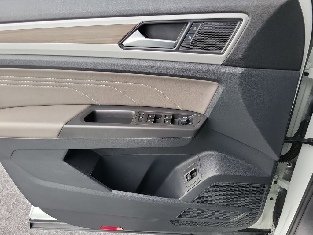 2022 Volkswagen Atlas SEL - Photo 21