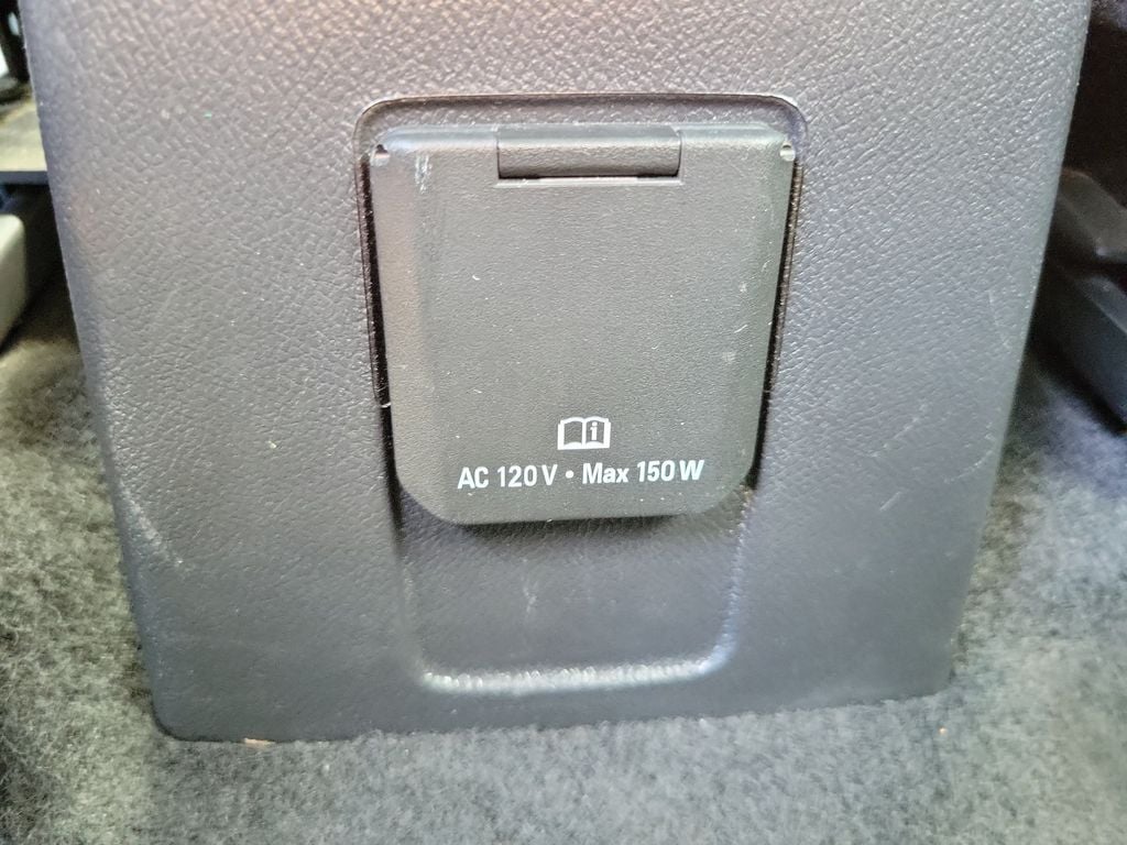 2020 Chevrolet Trax LT - Photo 10