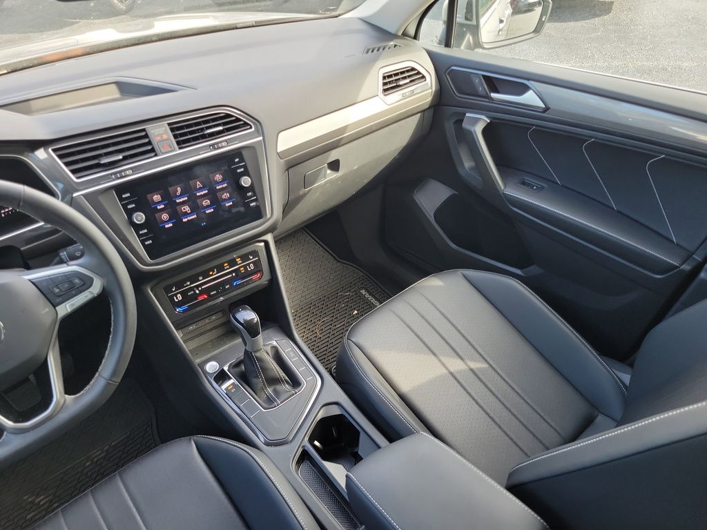 2024 Volkswagen Tiguan SE - Photo 13