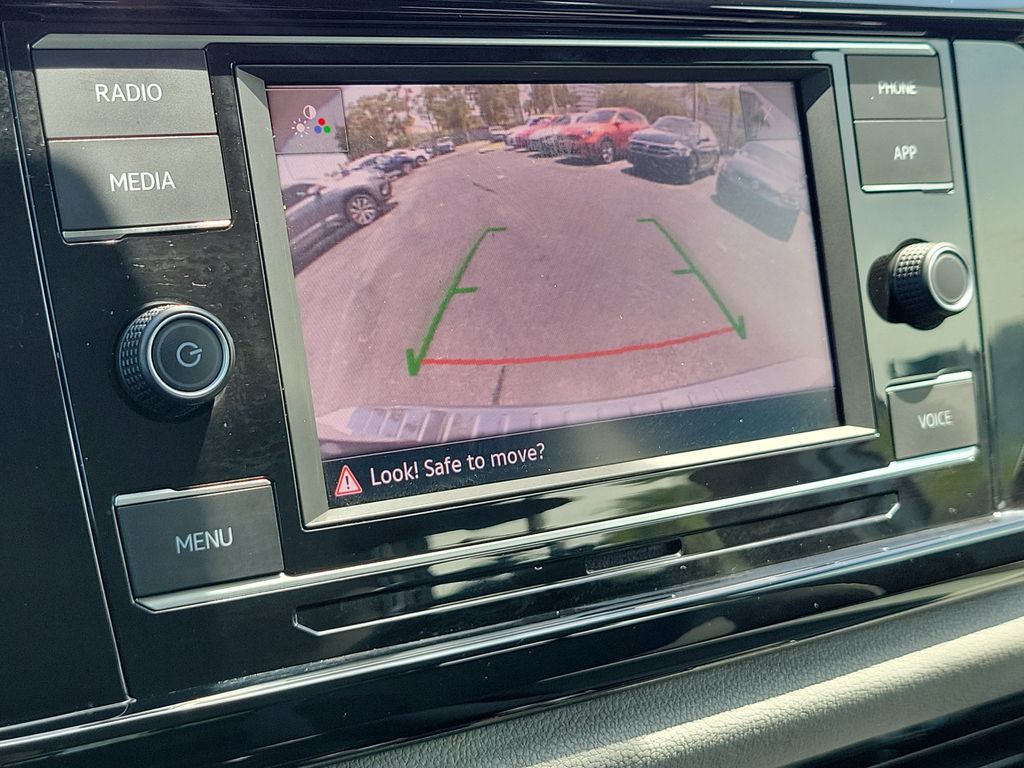 2024 Volkswagen Taos S - Photo 21