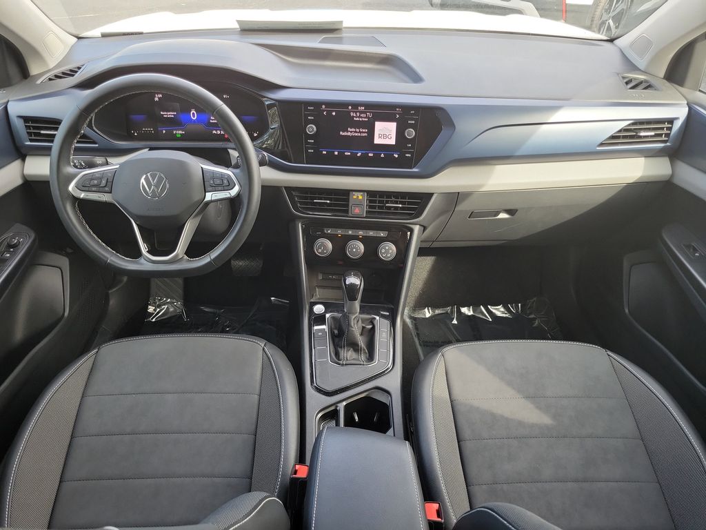 2023 Volkswagen Taos SE - Photo 12