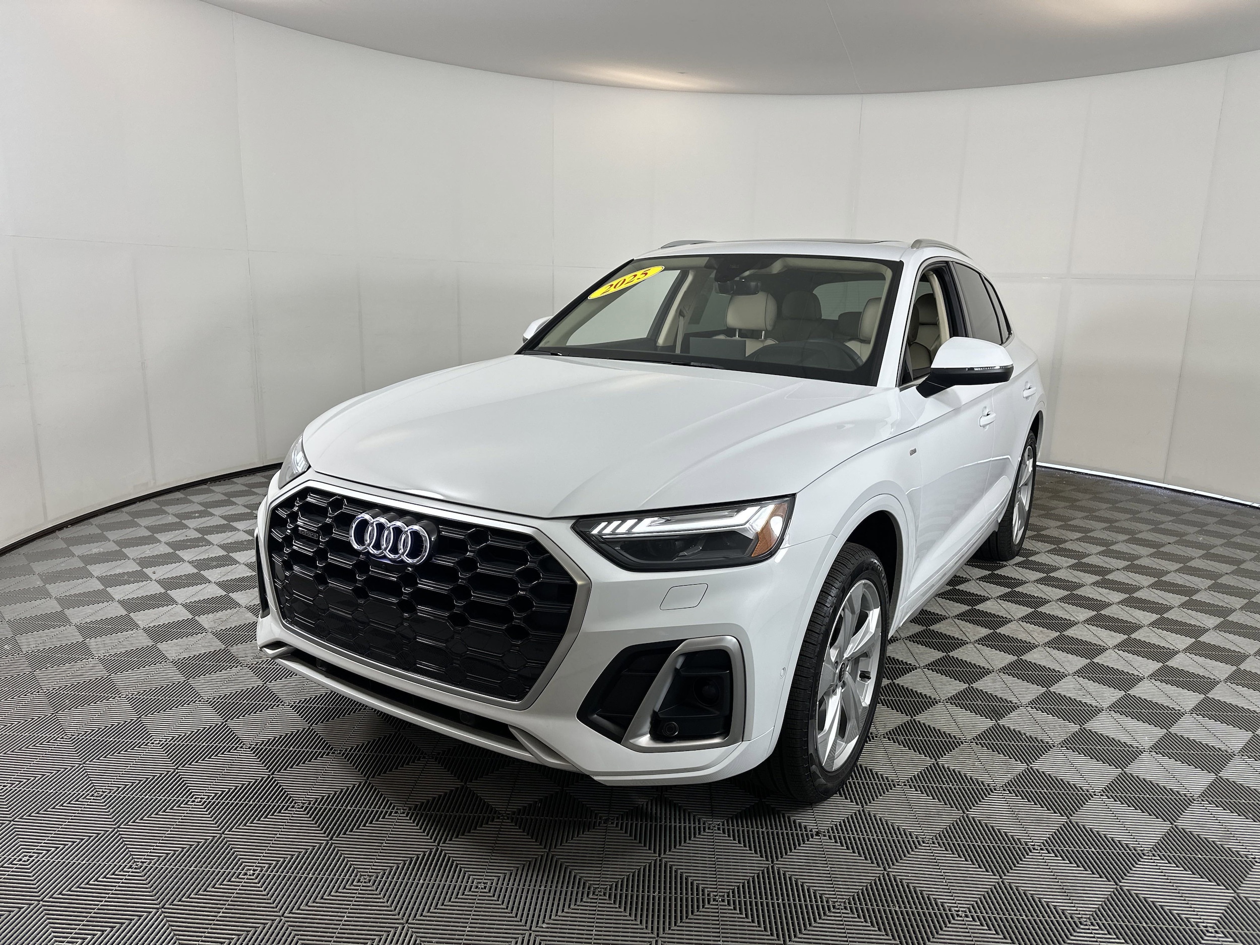 Certified 2025 Audi Q5 Prestige with VIN WA1FAAFY9S2027113 for sale in Mishawaka, IN