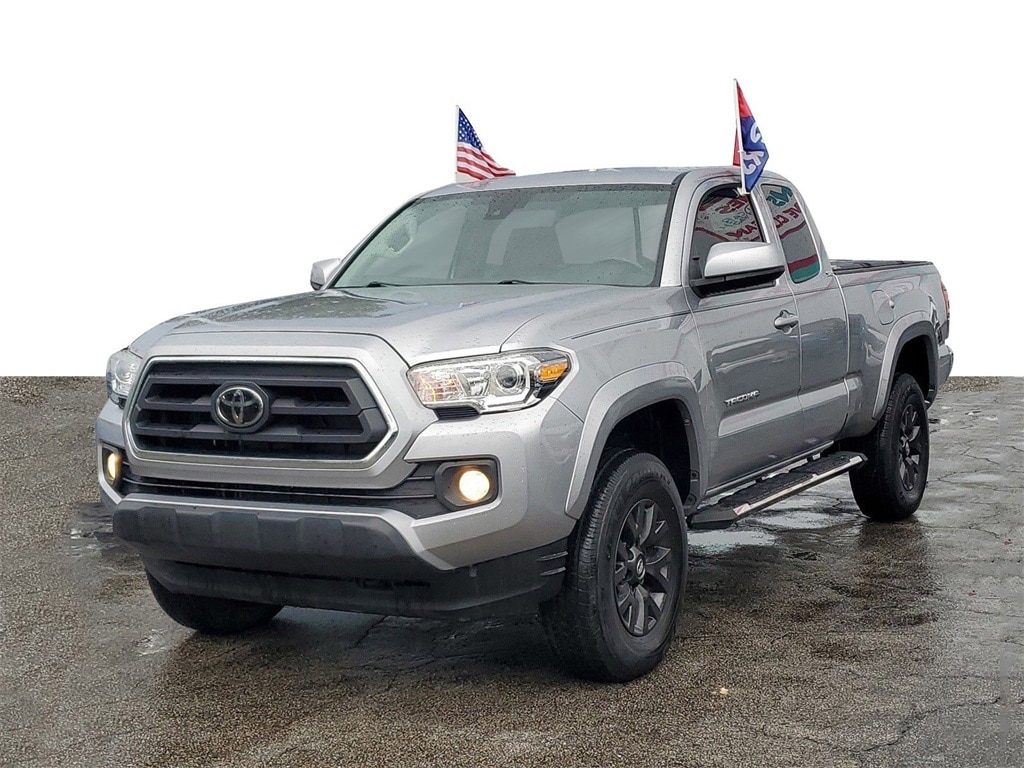 Used 2021 Toyota Tacoma SR5 with VIN 3TYRZ5CN2MT006438 for sale in Hialeah, FL