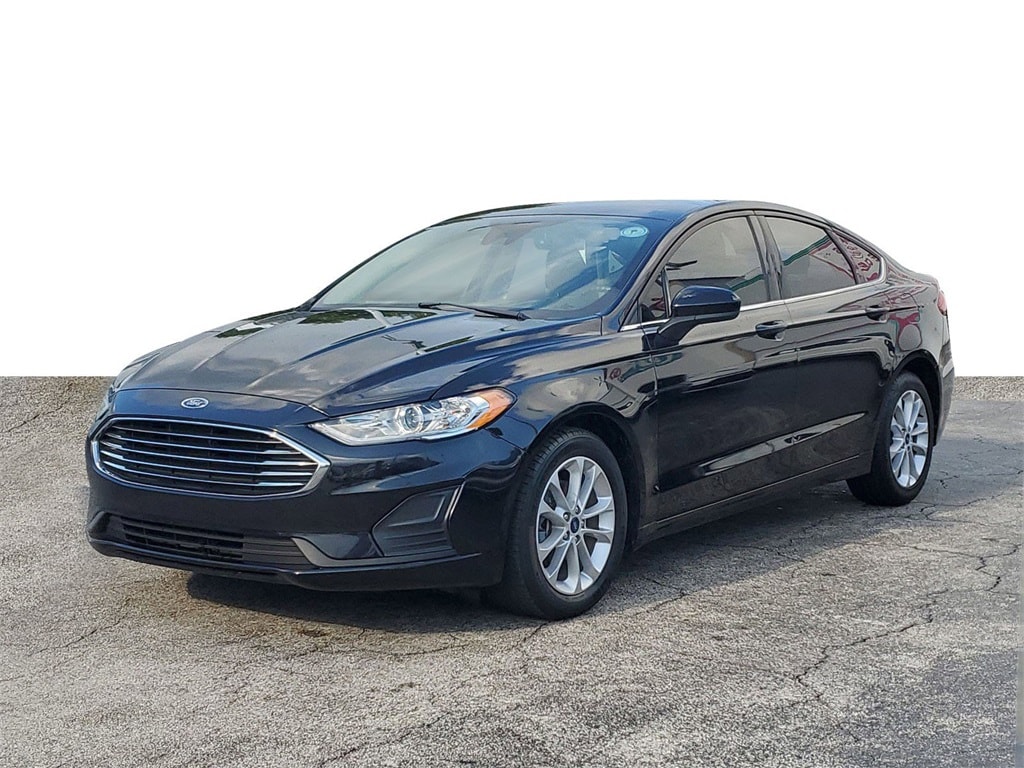 Used 2020 Ford Fusion SE with VIN 3FA6P0HD6LR184917 for sale in Hialeah, FL