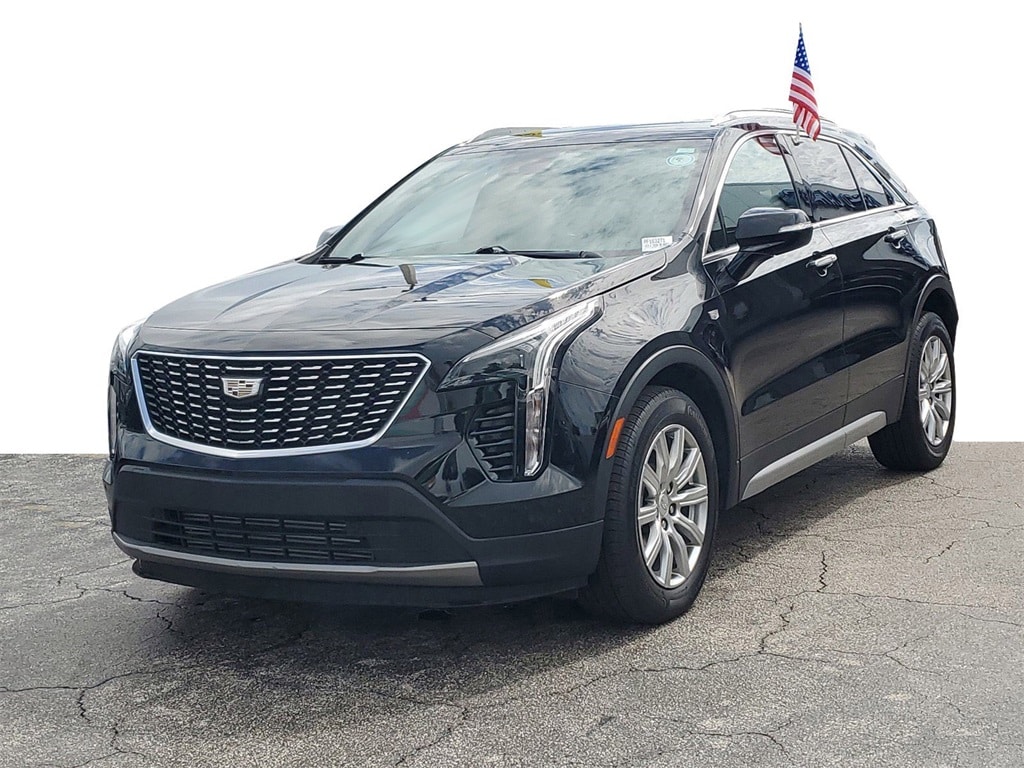 Used 2023 Cadillac XT4 Premium Luxury with VIN 1GYFZCR49PF163271 for sale in Hialeah, FL