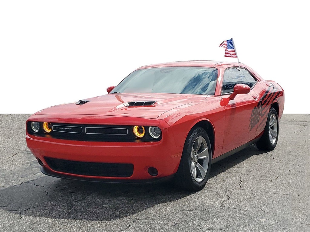 Used 2019 Dodge Challenger SXT with VIN 2C3CDZAG3KH606722 for sale in Hialeah, FL