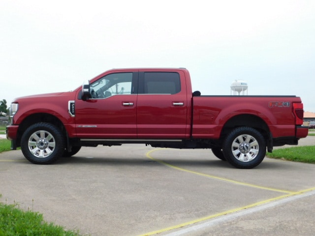 Used 2022 Ford F-250 Super Duty Platinum with VIN 1FT8W2BTXNED03513 for sale in Kewanee, IL