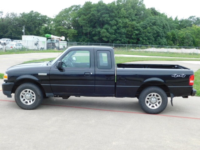 Used 2011 Ford Ranger XLT with VIN 1FTLR4FE8BPA27812 for sale in Kewanee, IL