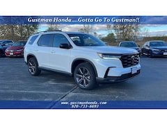 2025 Honda Pilot Sport SUV