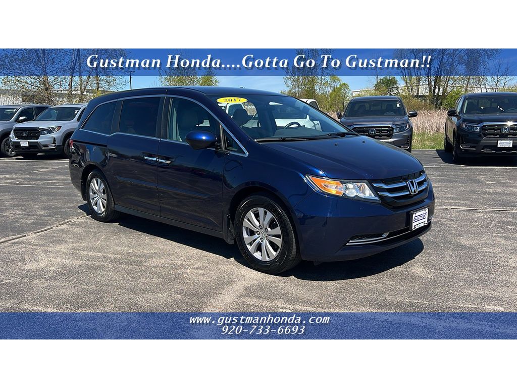 2017 Honda Odyssey SE's photo