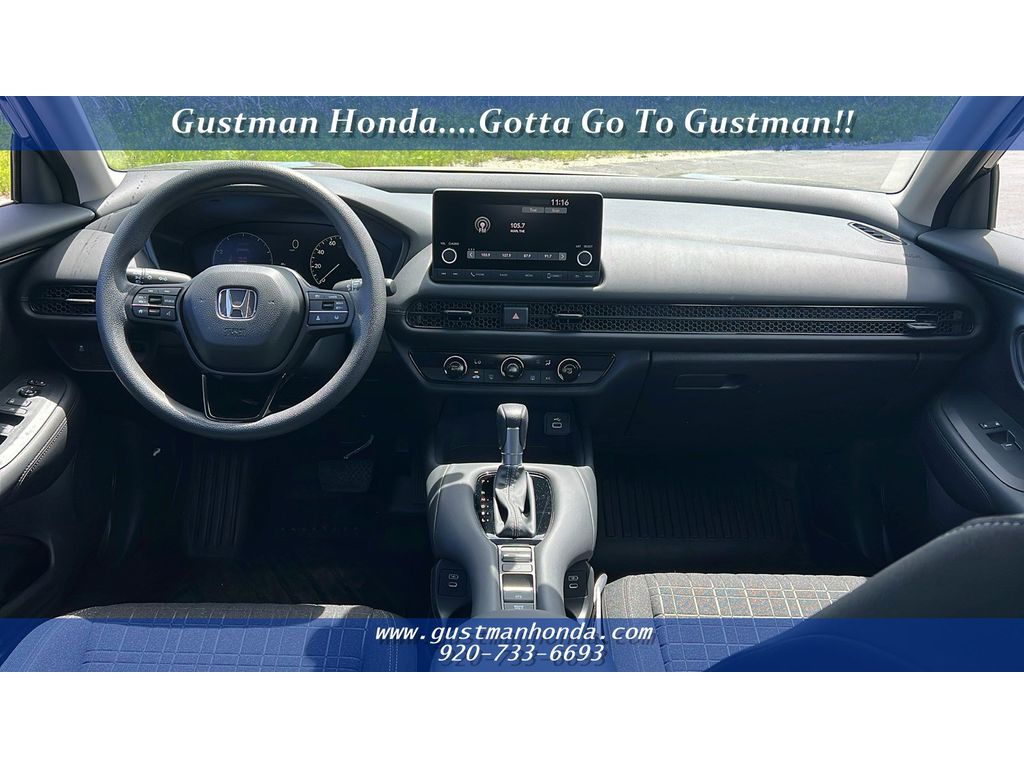 2025 Honda HR-V LX - Photo 8