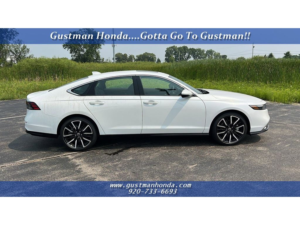 2025 Honda Accord Hybrid Touring photo 2