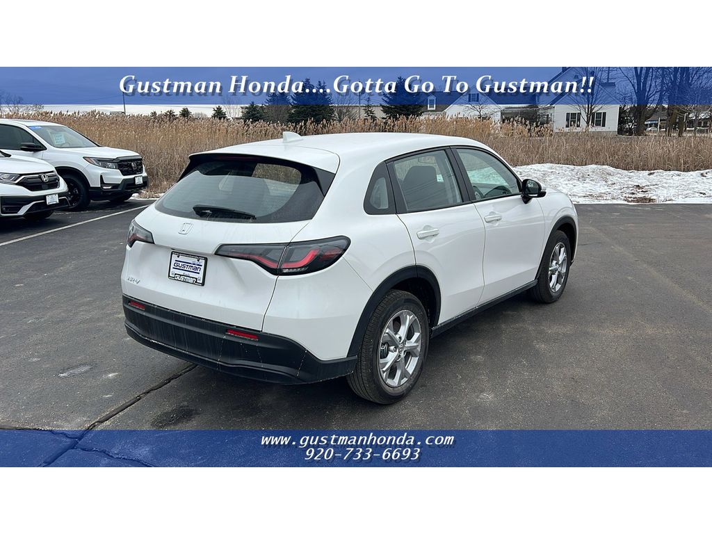 2025 Honda HR-V LX photo 3