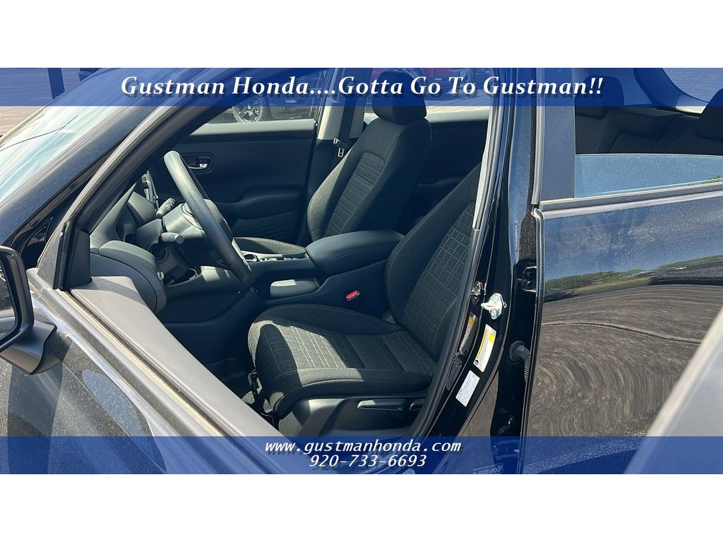 2025 Honda HR-V LX - Photo 23