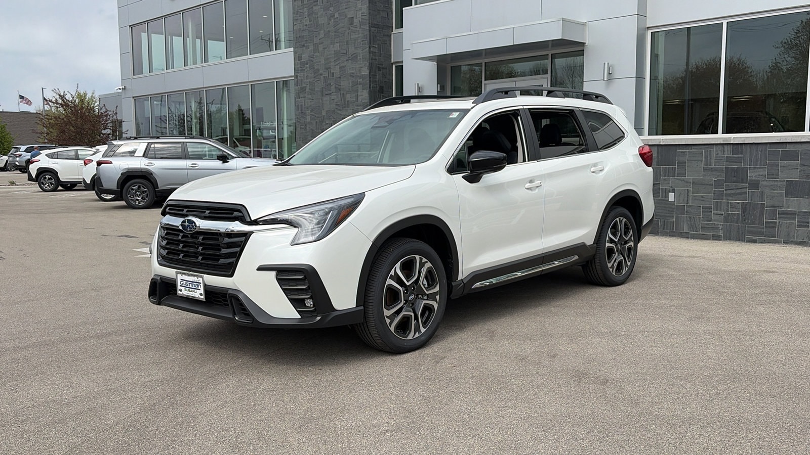 2026 Subaru Ascent Limited 7 Passenger's photo