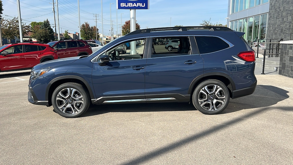 New 2025 Subaru Ascent Limited 7-Passenger SUV