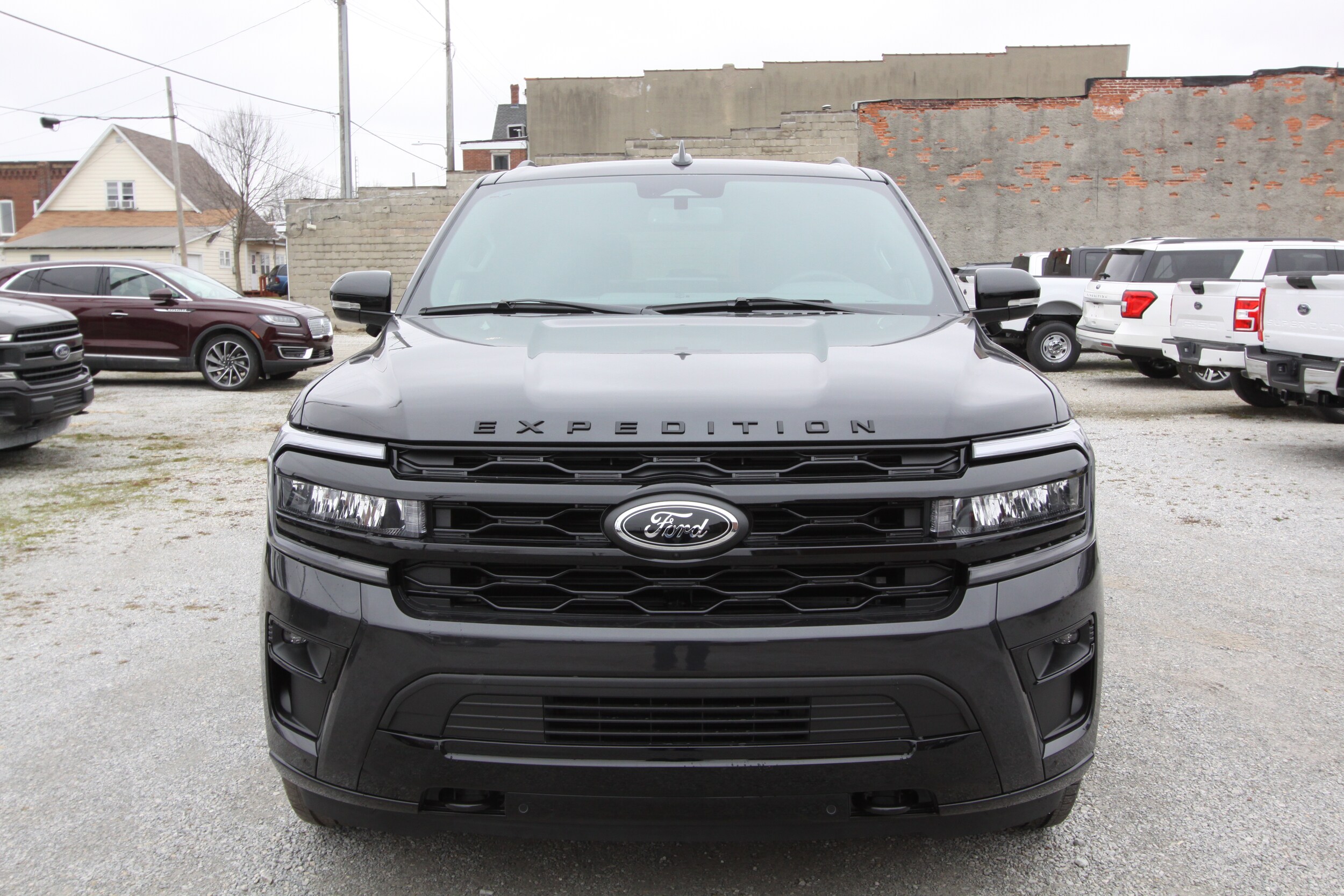2024 Ford Expedition Limited MAX photo 3