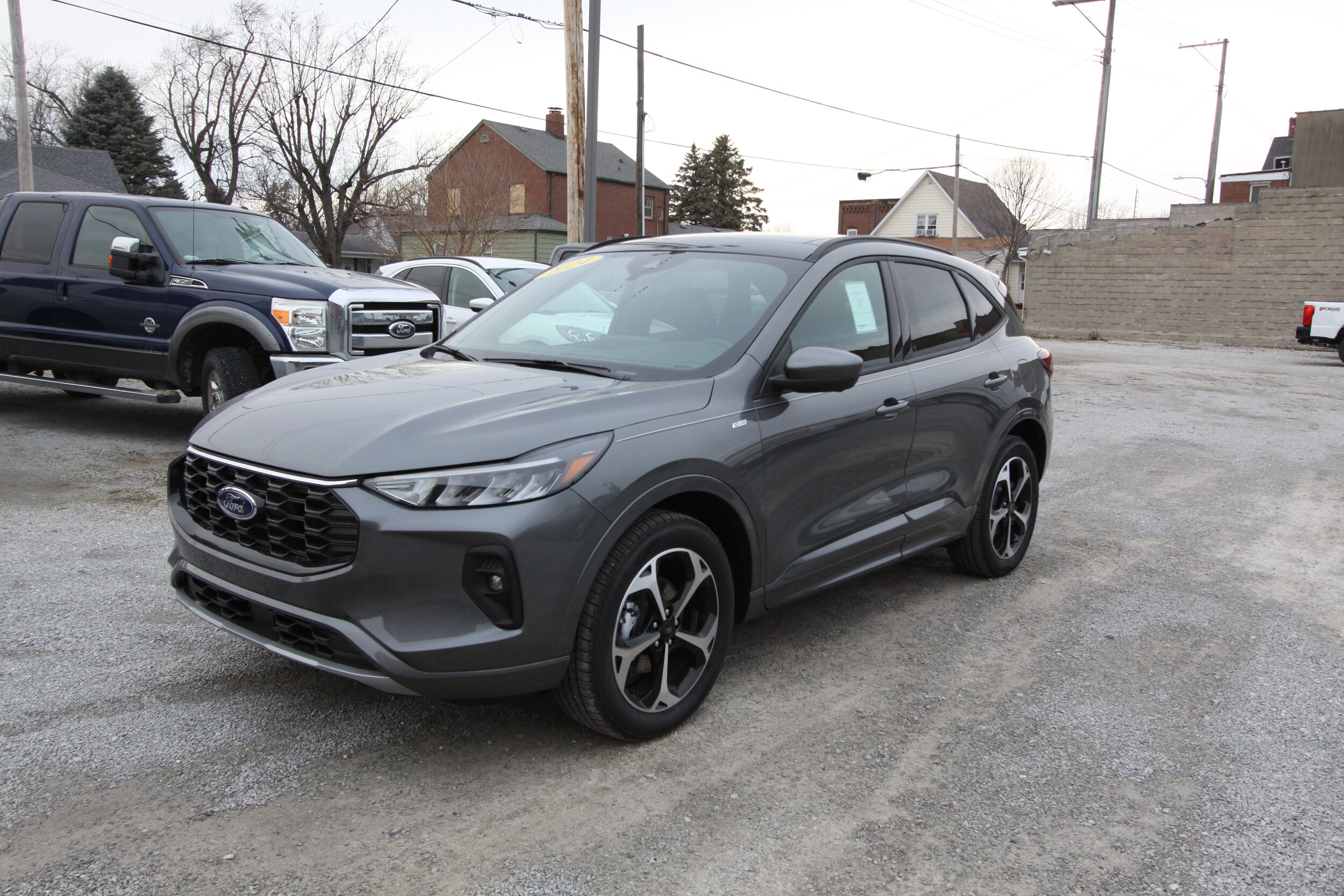 2024 Ford Escape ST-Line Select photo 2