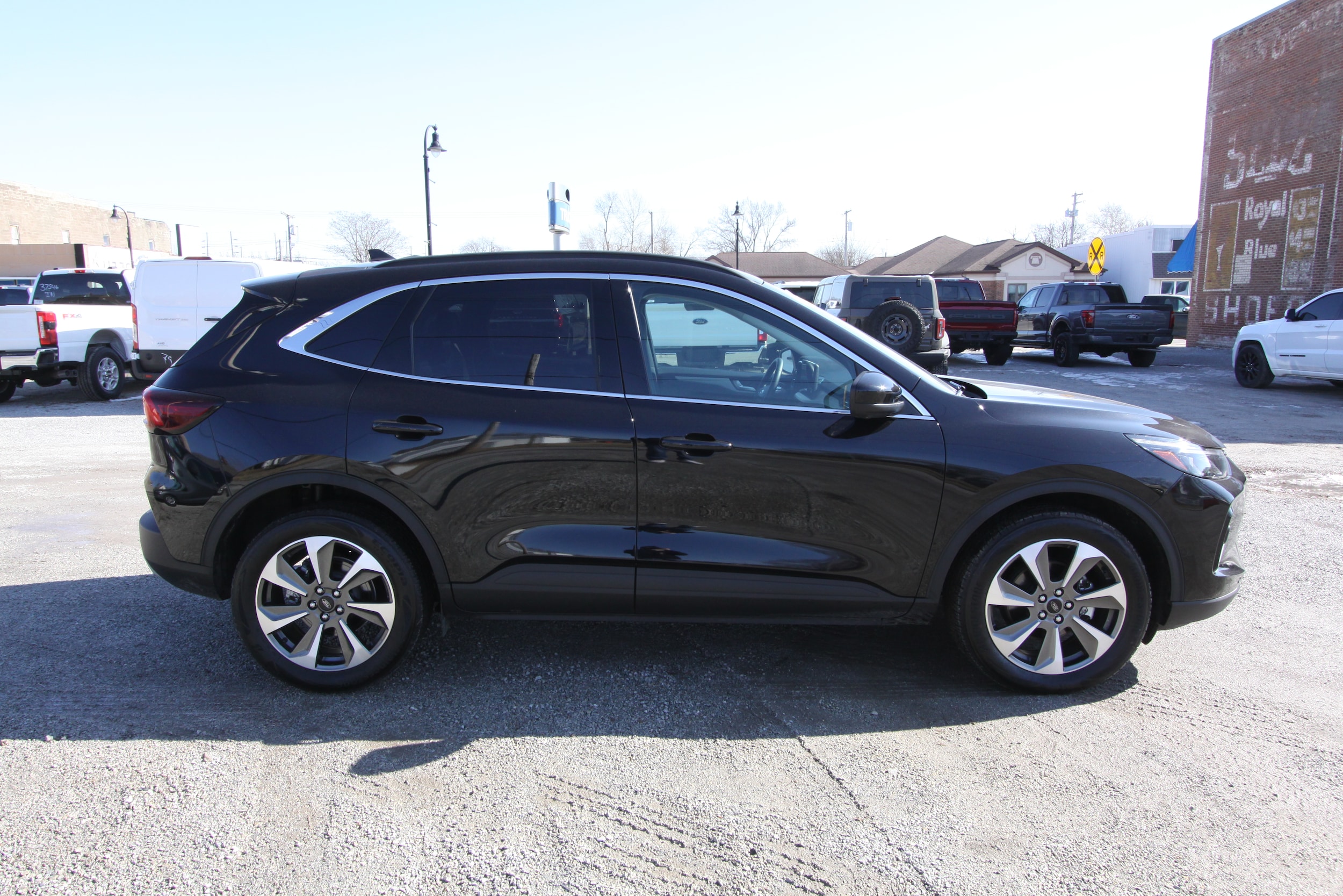 2023 Ford Escape Platinum