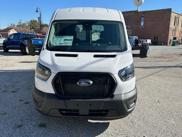 2025 Ford Transit Cargo Van photo 4