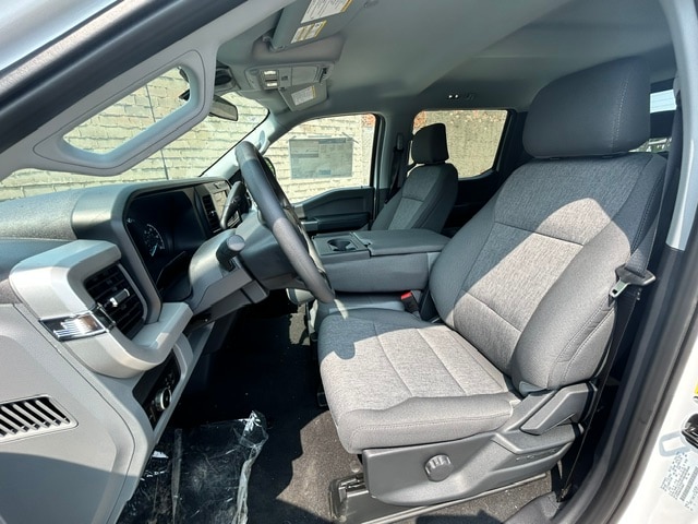 2026 Ford F-350 Super Duty XL - Photo 11