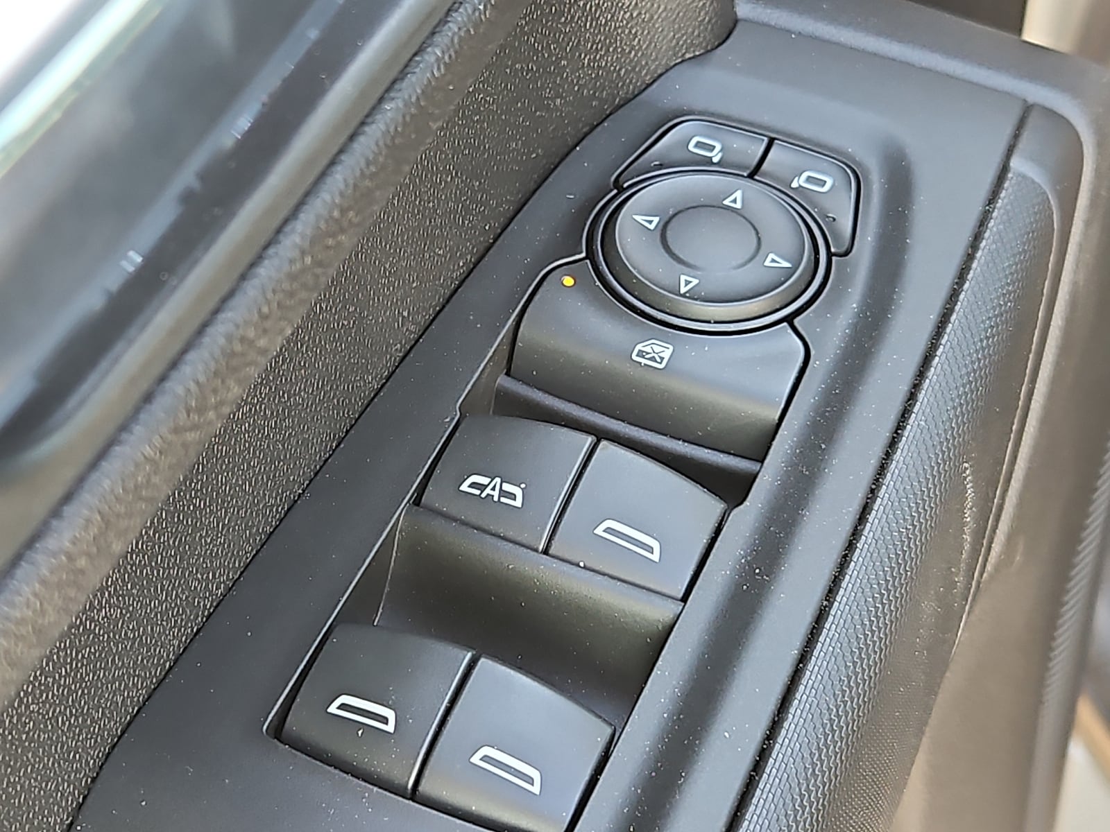 2026 Chevrolet Silverado 1500 Custom - Photo 13