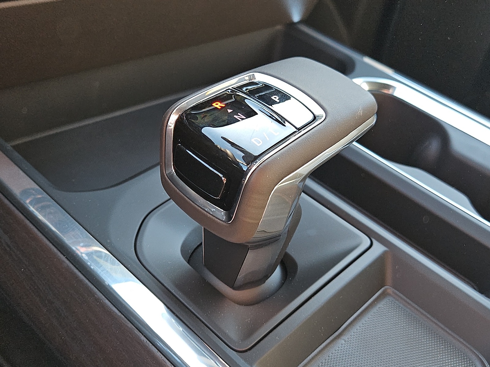 2026 GMC Sierra 1500 SLT - Photo 20