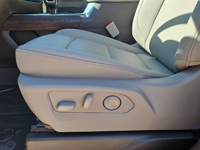 2026 GMC Sierra 1500 SLT - Photo 14
