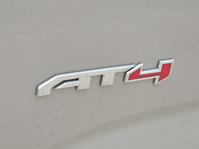 2026 GMC Terrain AT4 - Photo 10