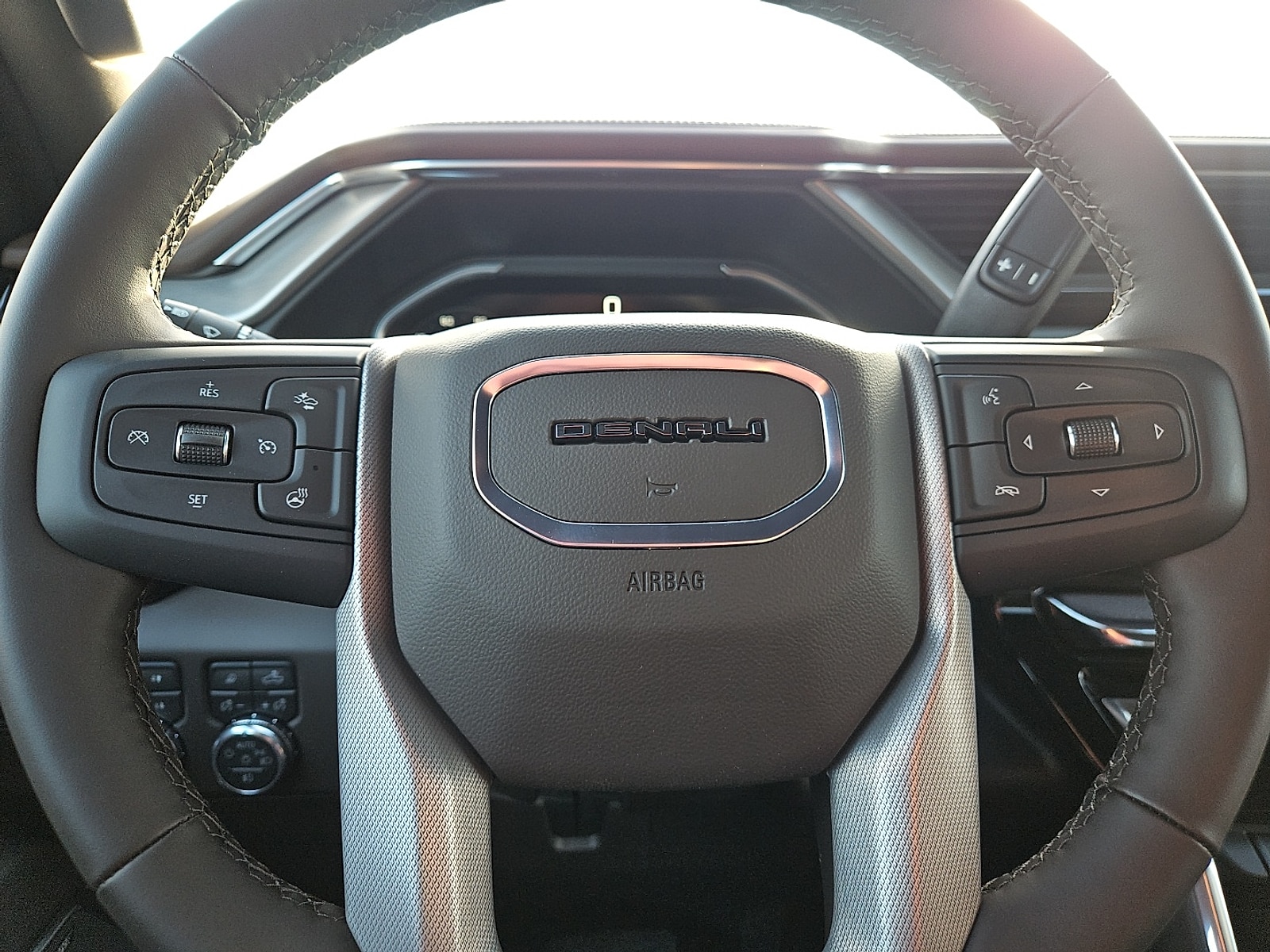 2026 GMC Sierra 3500HD Denali - Photo 19