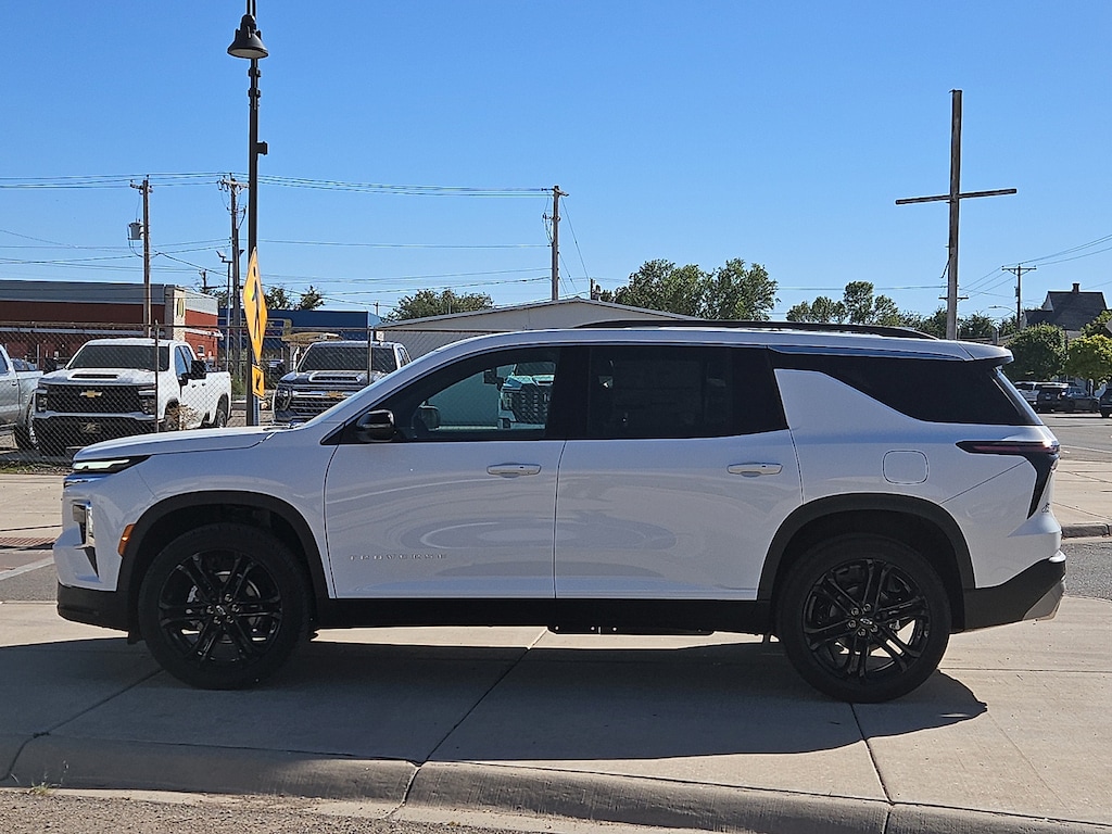 New 2026 Chevrolet Traverse LT SUV