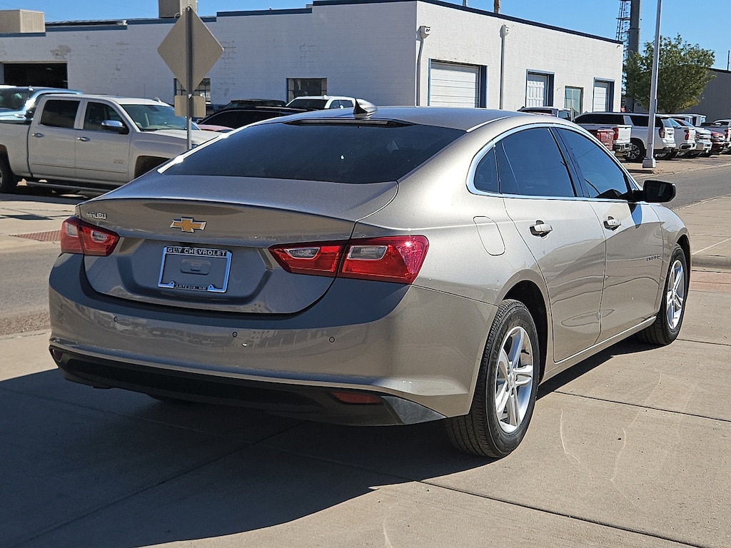Used 2024 Chevrolet Malibu LS Car