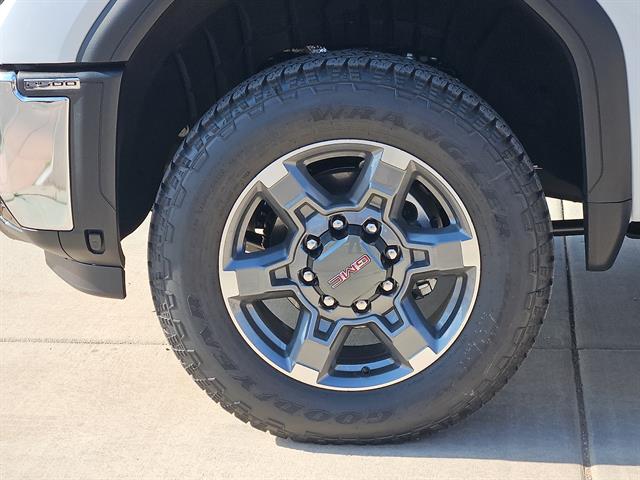 2026 GMC Sierra 2500HD SLT - Photo 9