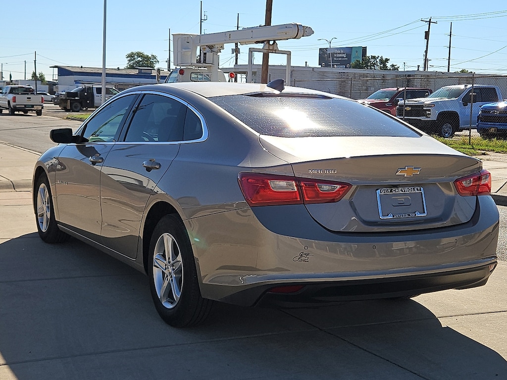 Used 2024 Chevrolet Malibu LS Car