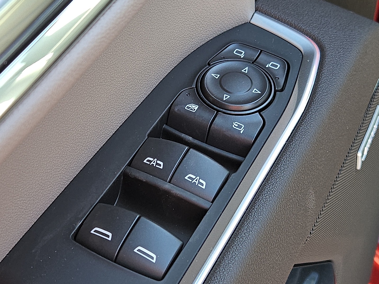 2026 GMC Sierra 1500 SLT - Photo 13
