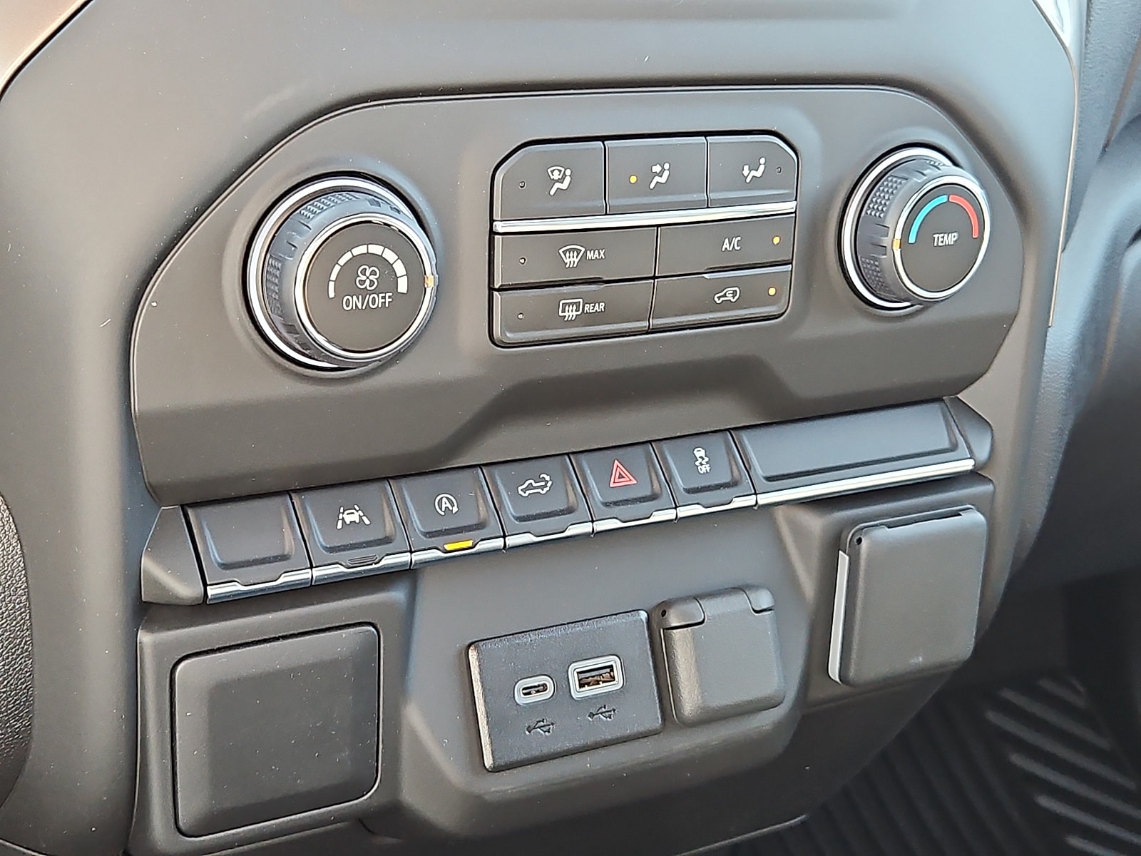 2026 Chevrolet Silverado 1500 Custom - Photo 17