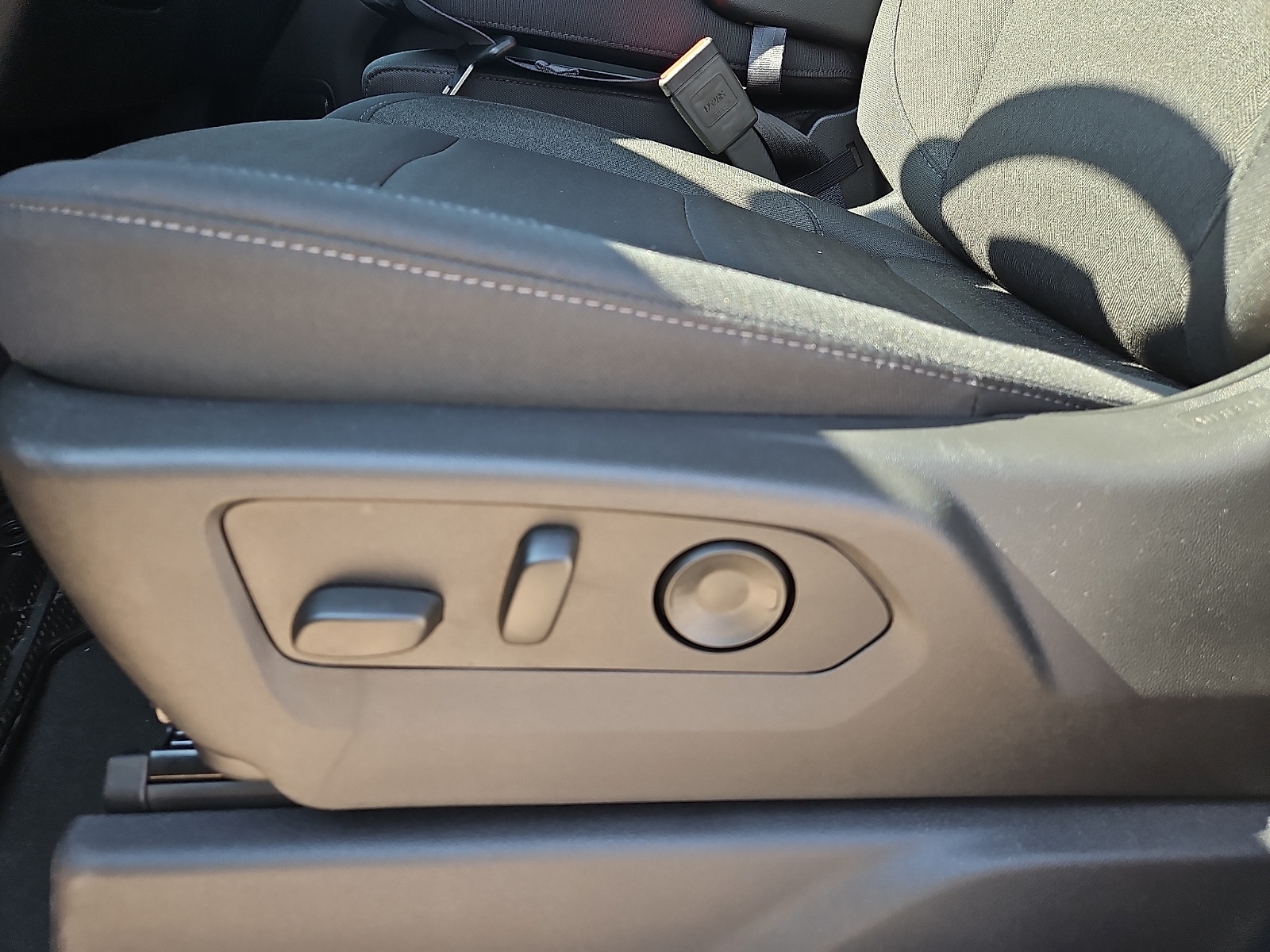 2026 Chevrolet Silverado 1500 Custom - Photo 14