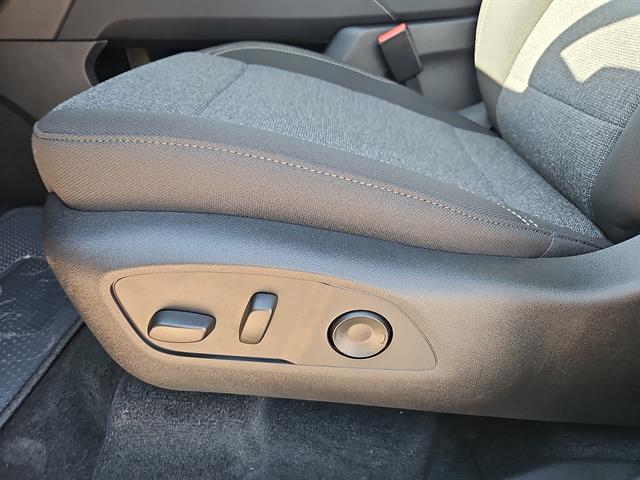 2026 GMC Acadia Elevation - Photo 13