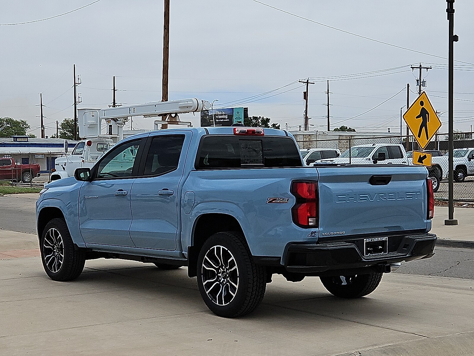 2025 Chevrolet Colorado Z71 photo 3