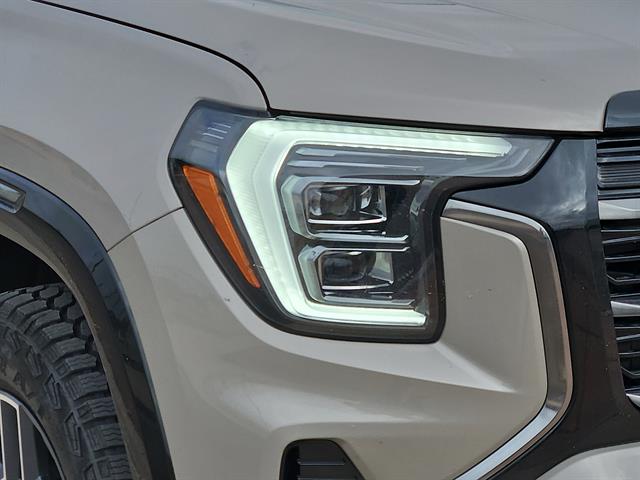 2026 GMC Terrain AT4 - Photo 8