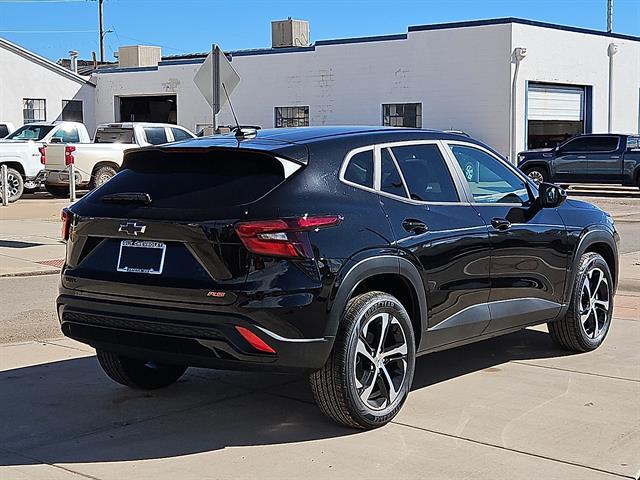 2026 Chevrolet Trax RS - Photo 4