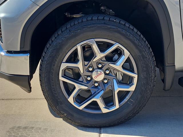 2026 GMC Sierra 1500 SLT - Photo 9